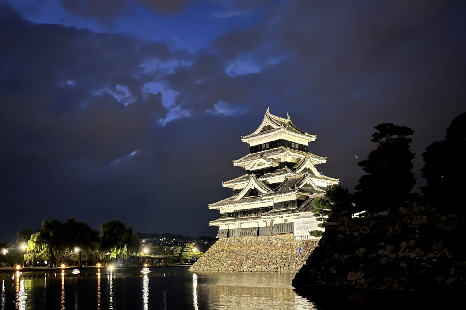 長野旅行の写真その5
松本城のライトアップ